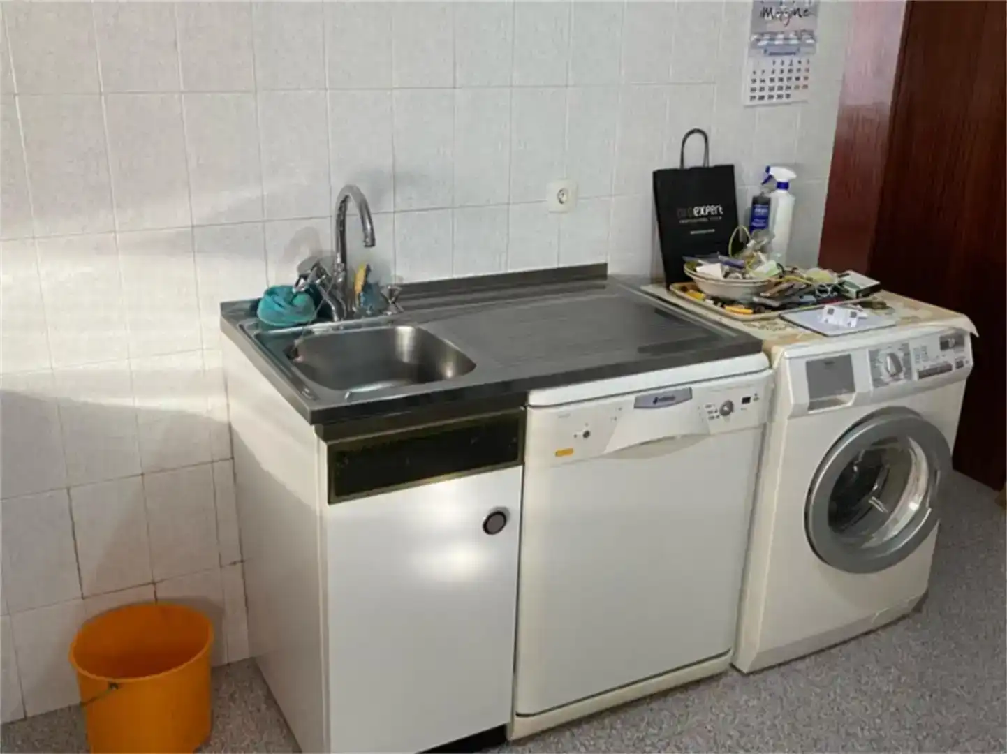 Cocina de Piso en venta en Asturianos con Jardín privado, Trastero y Amueblado