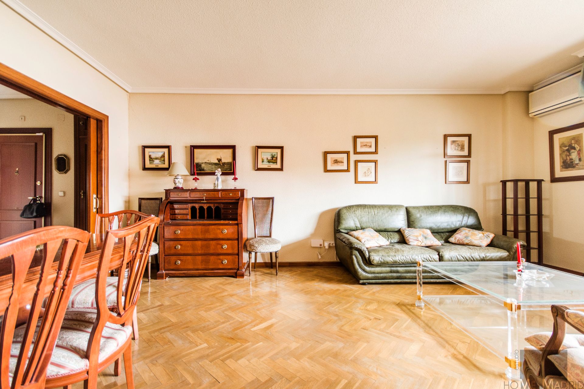 Sala de estar de Piso en venta en  Madrid Capital con Aire acondicionado, Calefacción y Parquet