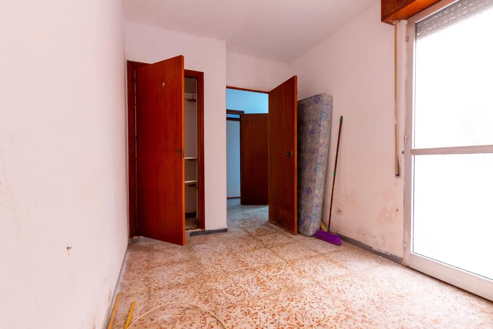 Erdgeschoss zum Verkauf in Águilas mit Privatgarten, Terrasse und Möbliert