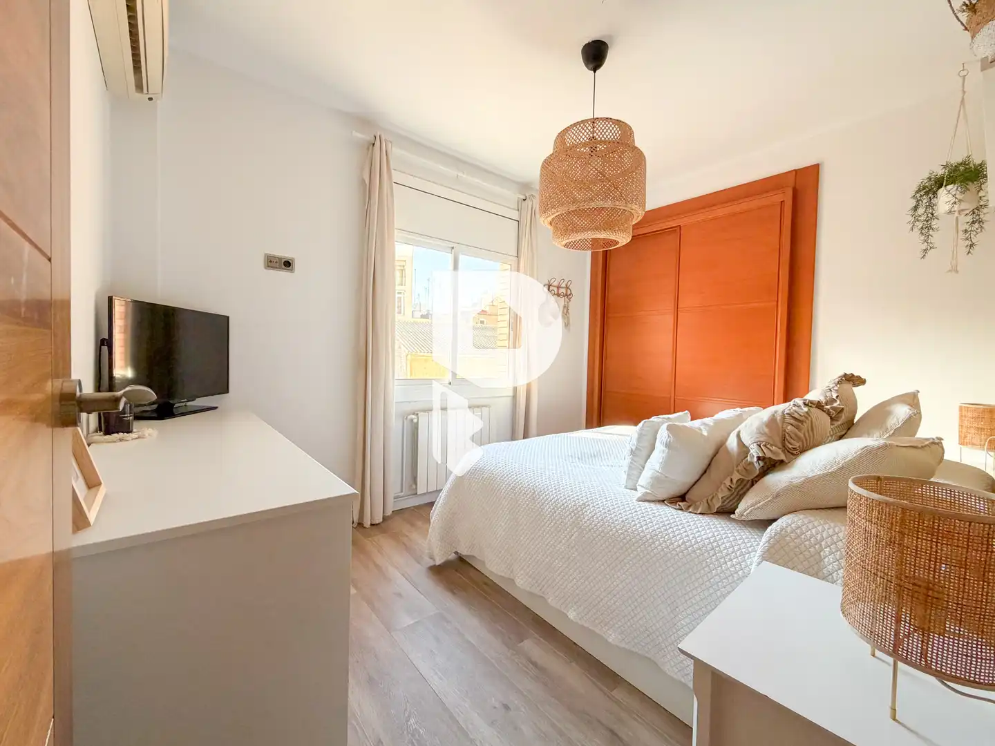 Habitación de Piso en venta en Barcelona con Aire acondicionado, Calefacción y Parquet