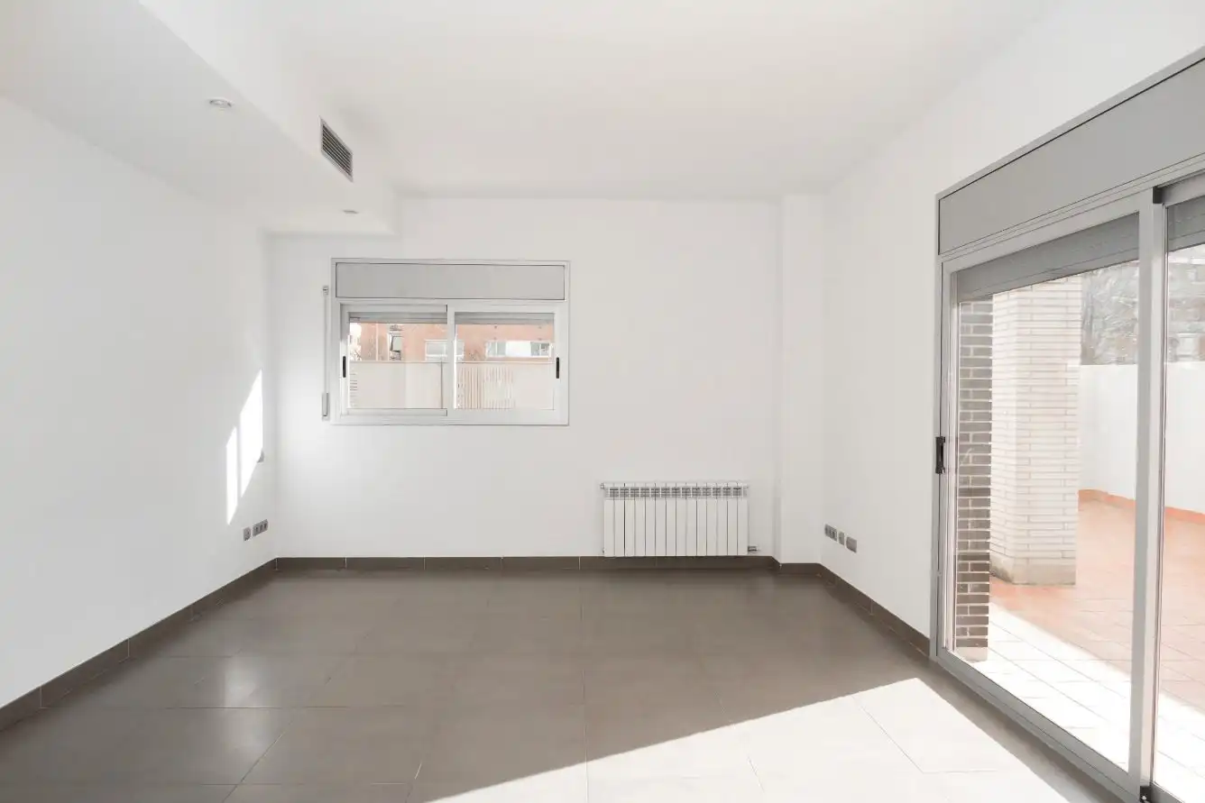 Flat for rent in Sant Cugat del Vallès  with Heating, Terrace and Storage room