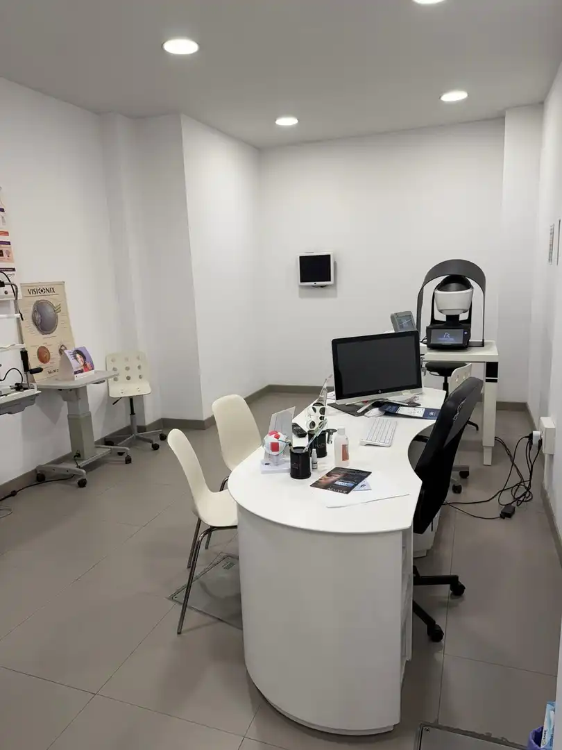 Business premises to rent in Centro - Juan Flórez - Plaza Pontevedra, imagen 9
