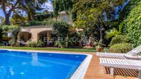 Exterior view of House or chalet for sale in  Sevilla Capital  with Air Conditioner, Heating and Private garden