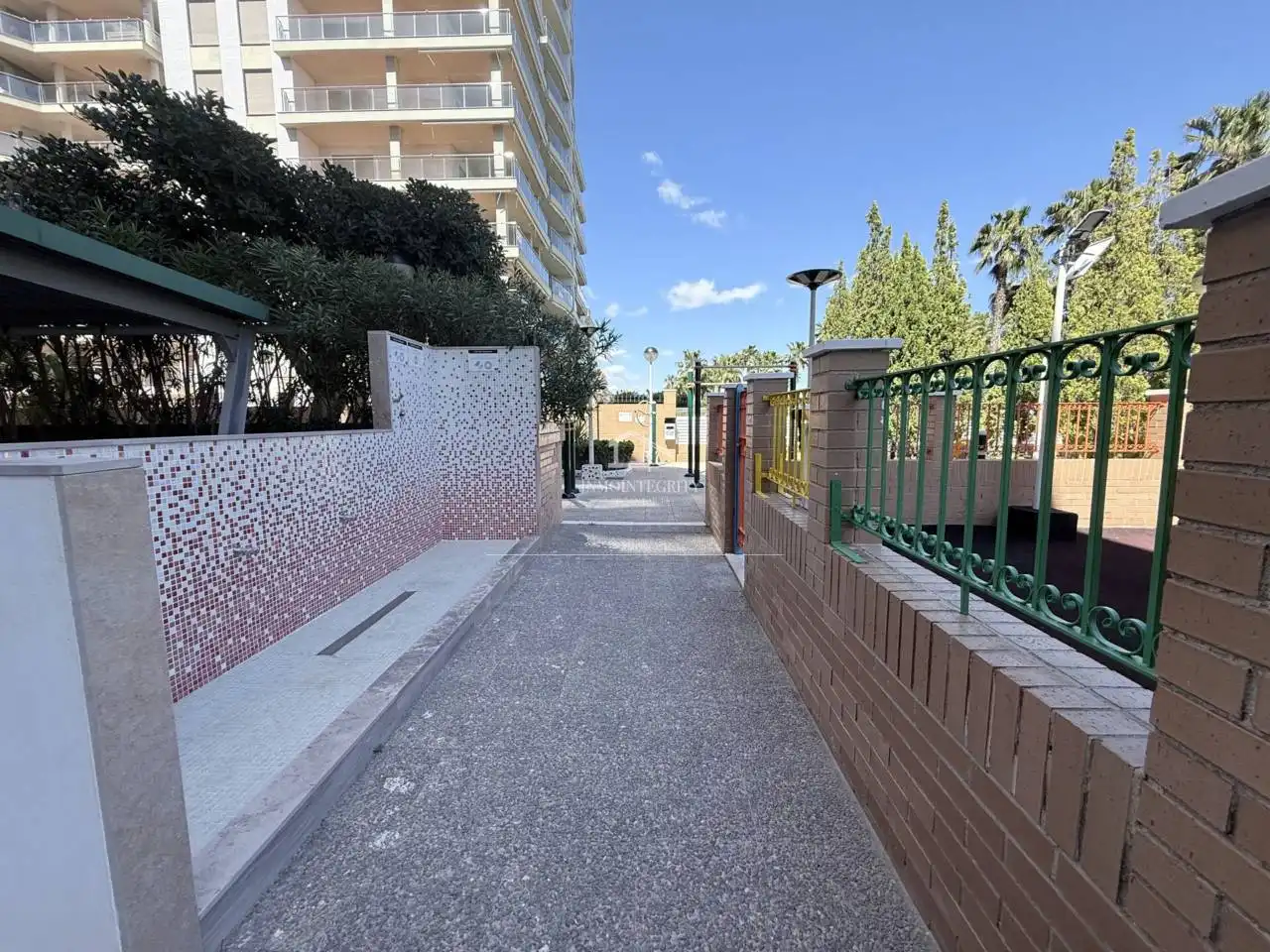 Vista exterior de Apartament en venda en Oropesa del Mar / Orpesa amb Aire condicionat, Terrassa i Moblat