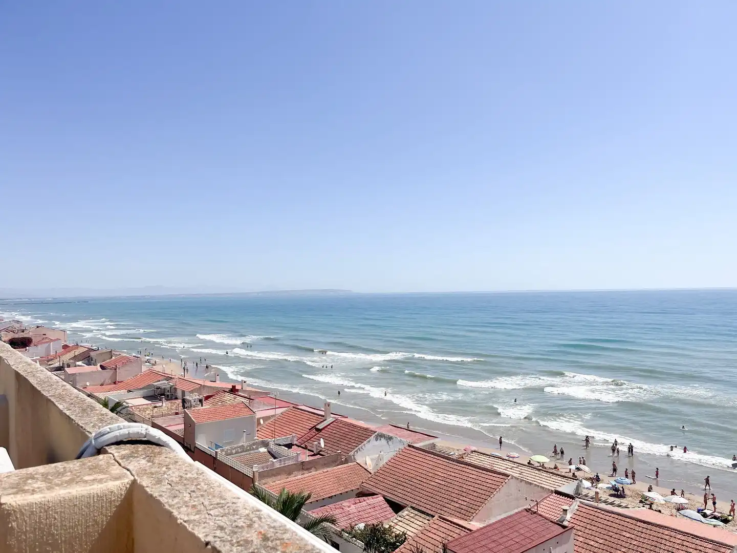 Vista exterior de Piso en venta en Guardamar del Segura con Terraza, Trastero y Amueblado