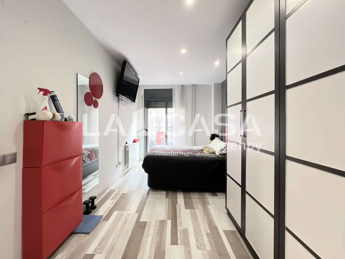 Habitación de Piso en venta en Badalona con Terraza y Balcón