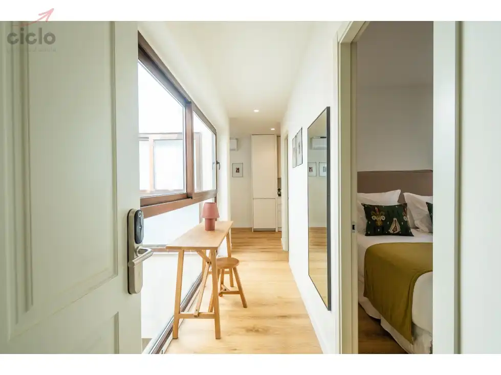 Bedroom of Flat for sale in Sevilla  with Terrace, Swimming Pool and Furnished