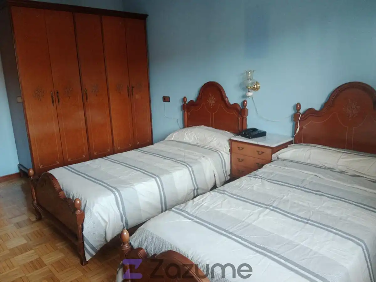 Habitación de Piso de alquiler en Siero con Aire acondicionado, Calefacción y Trastero