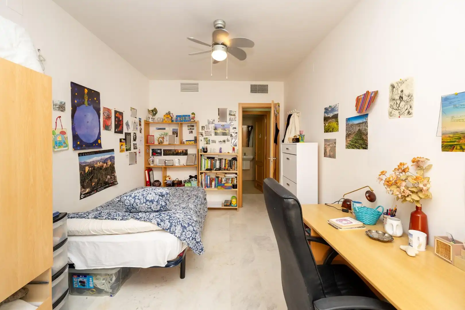 Habitación de Piso en venta en Granada con Calefacción, Terraza y Trastero