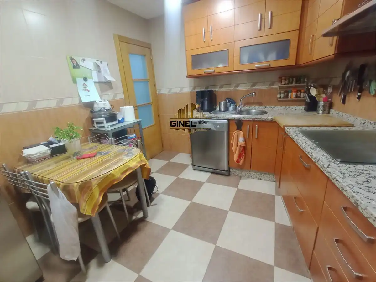 Cocina de Casa o chalet de alquiler con opción a compra en Jaén con Aire acondicionado, Calefacción y Terraza
