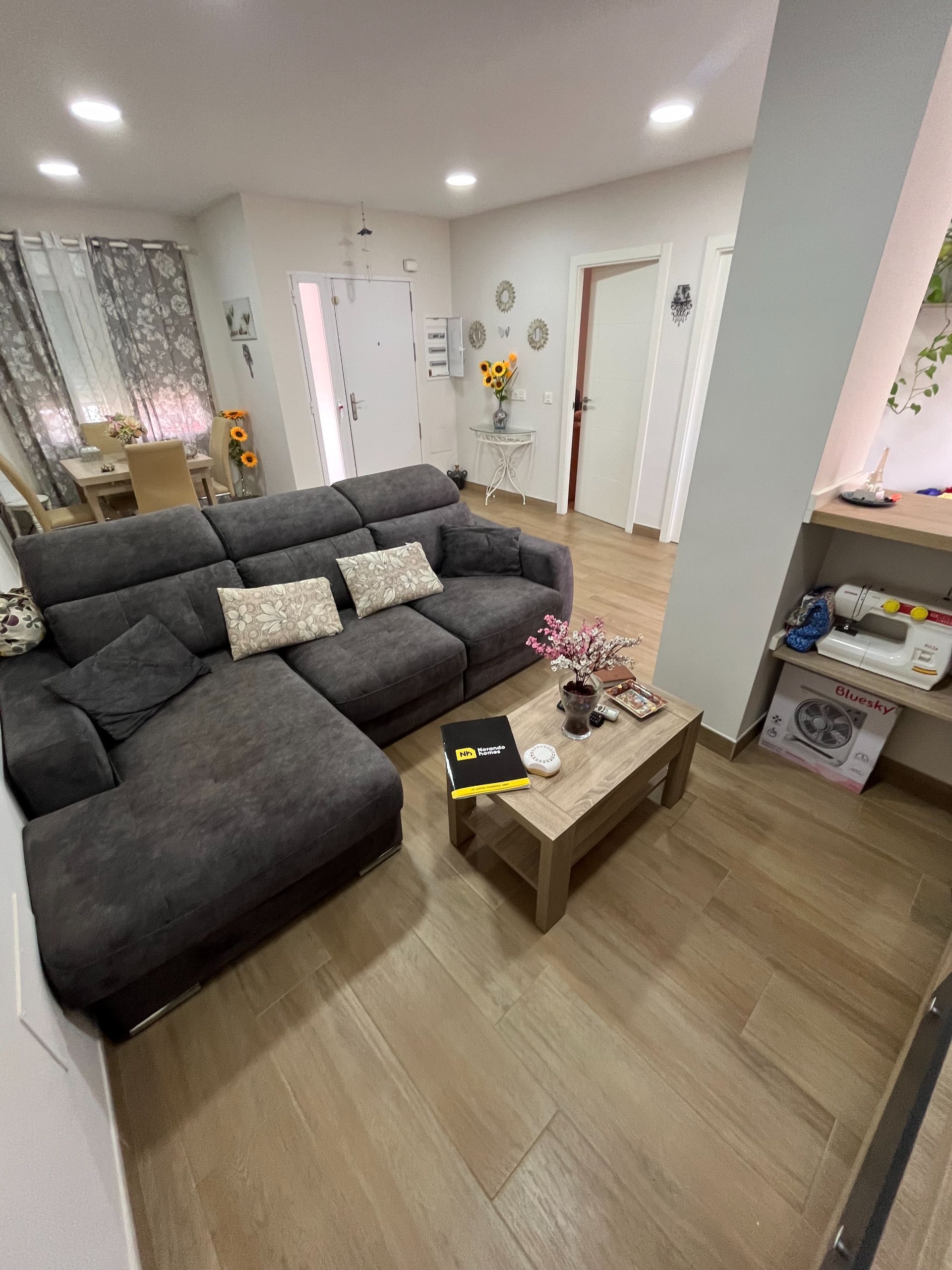 Sala d'estar de Casa o xalet en venda en Málaga Capital amb Aire condicionat, Calefacció i Terrassa