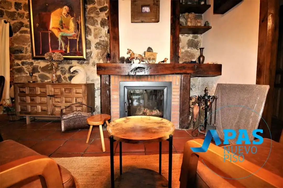 Living room of Houses for sale in Camaleño  with Heating, Private garden and Terrace