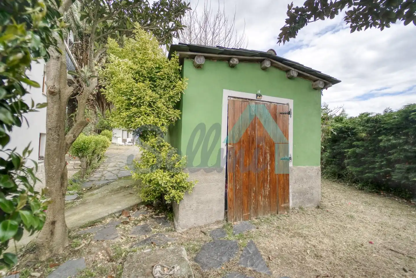 Vista exterior de Casa o chalet en venta en Castropol con Calefacción y Jardín privado
