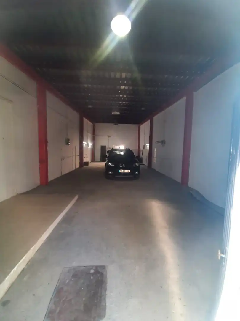 Parking de Nave industrial en venta en Villaverde del Río