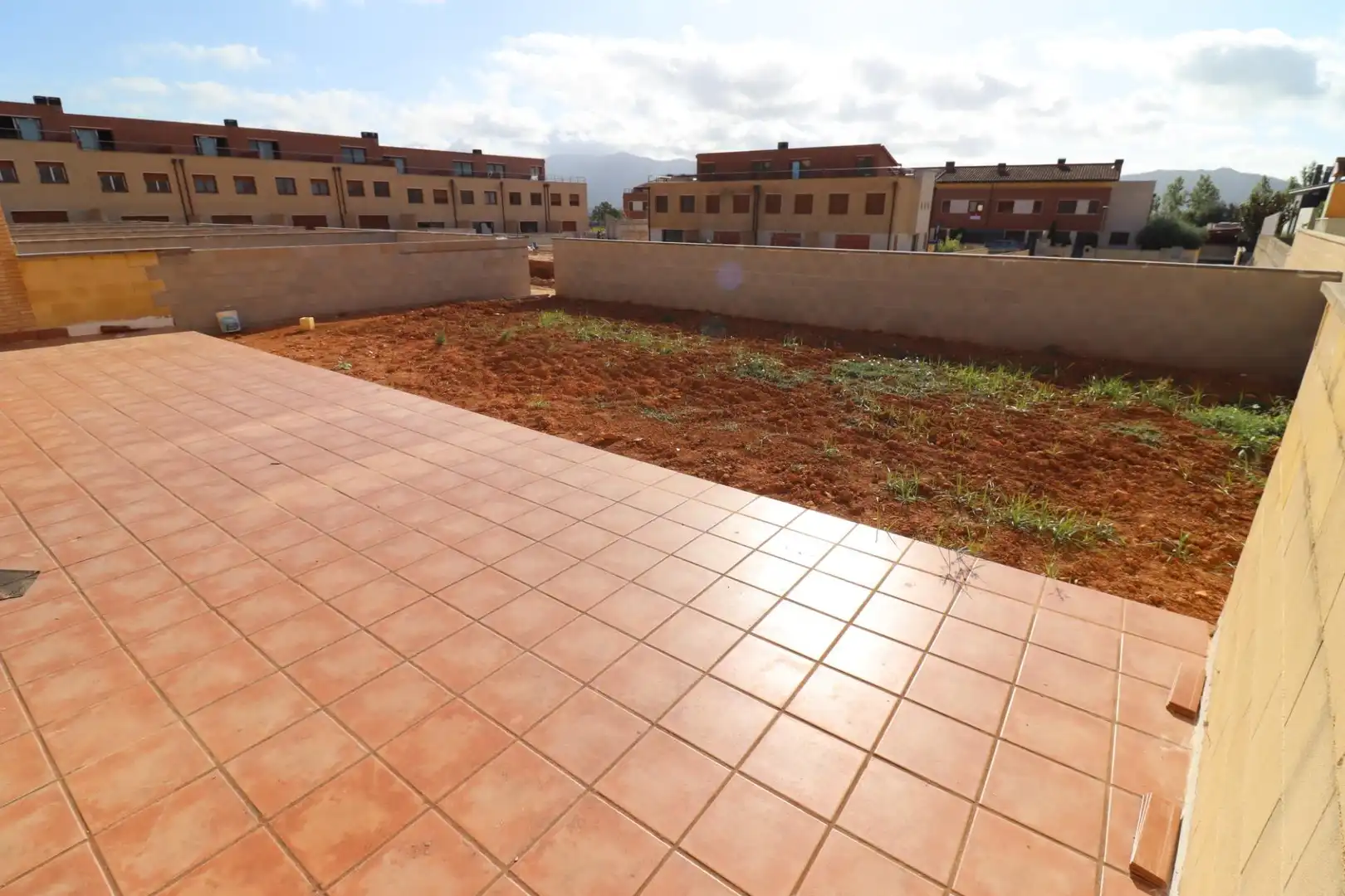 Casa adosada en venta en Calle Montserrat Roig, Ulldecona