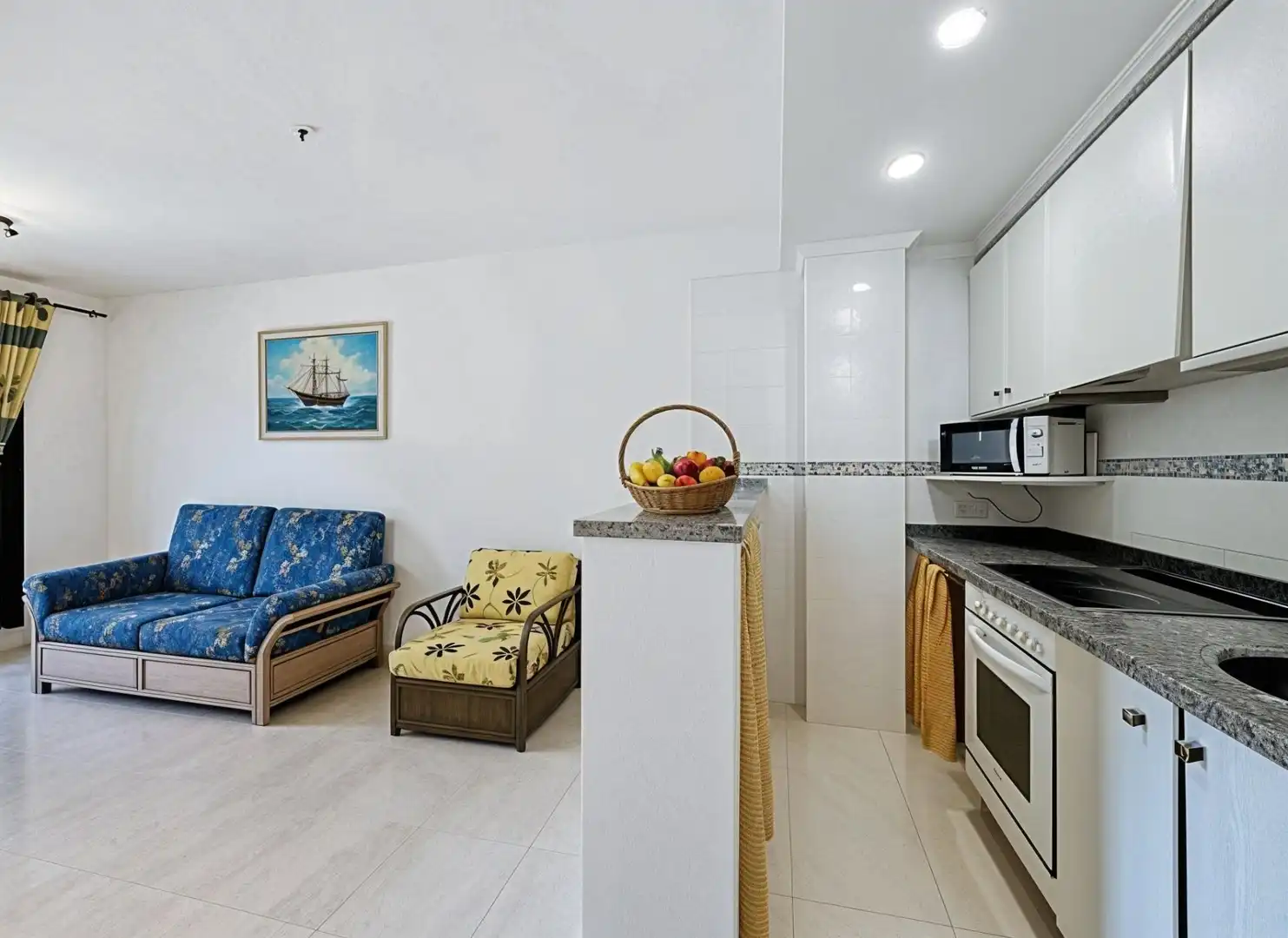 Kitchen of Apartments for sale in Calpe / Calp  with Heating, Balcony and Community pool