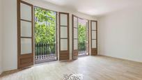 Bedroom of Flat for sale in  Barcelona Capital  with Air Conditioner, Heating and Balcony