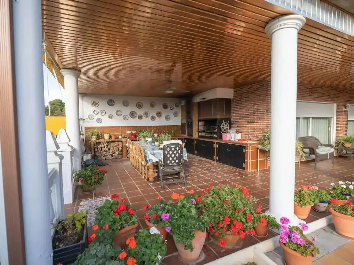 Terrassa de Casa o xalet en venda en Zaragoza amb Aire condicionat, Calefacció i Jardí privat