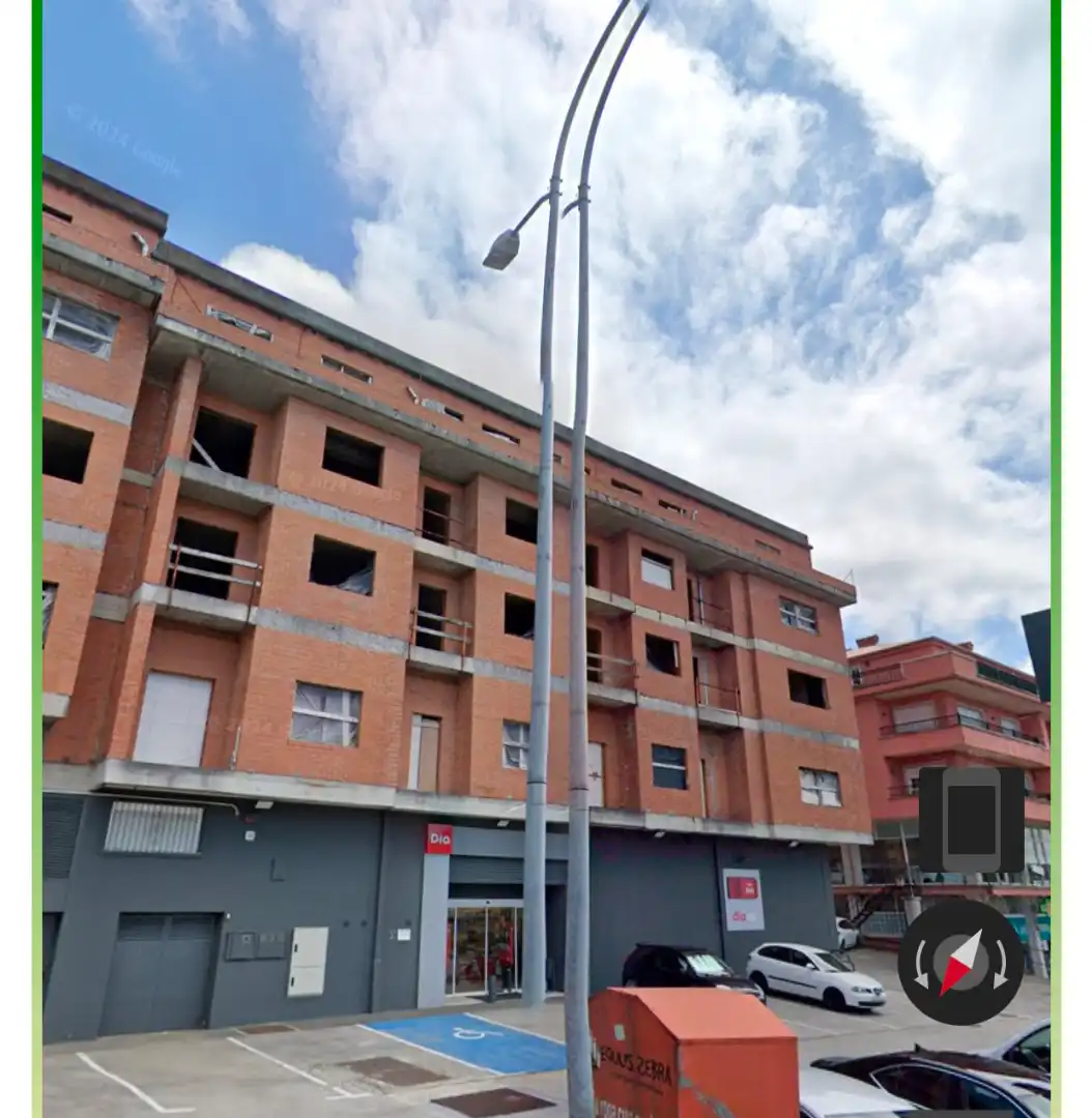 Außenansicht von Gebäude zum Verkauf in Vimianzo