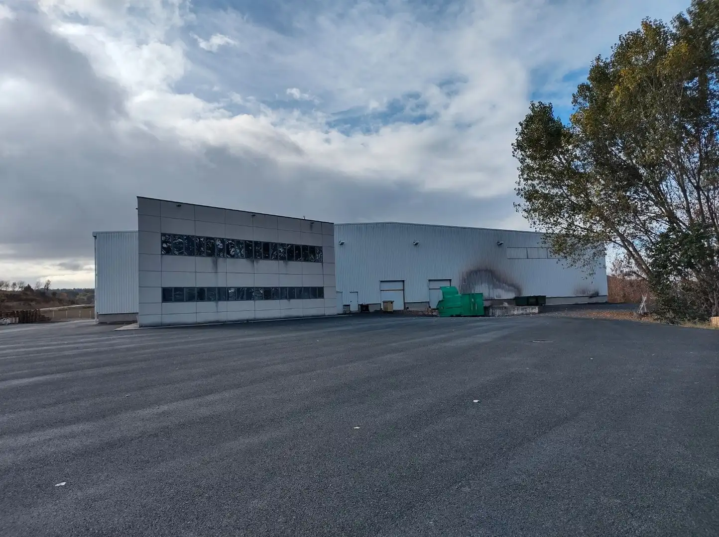 Vista exterior de Local en venta en Obanos