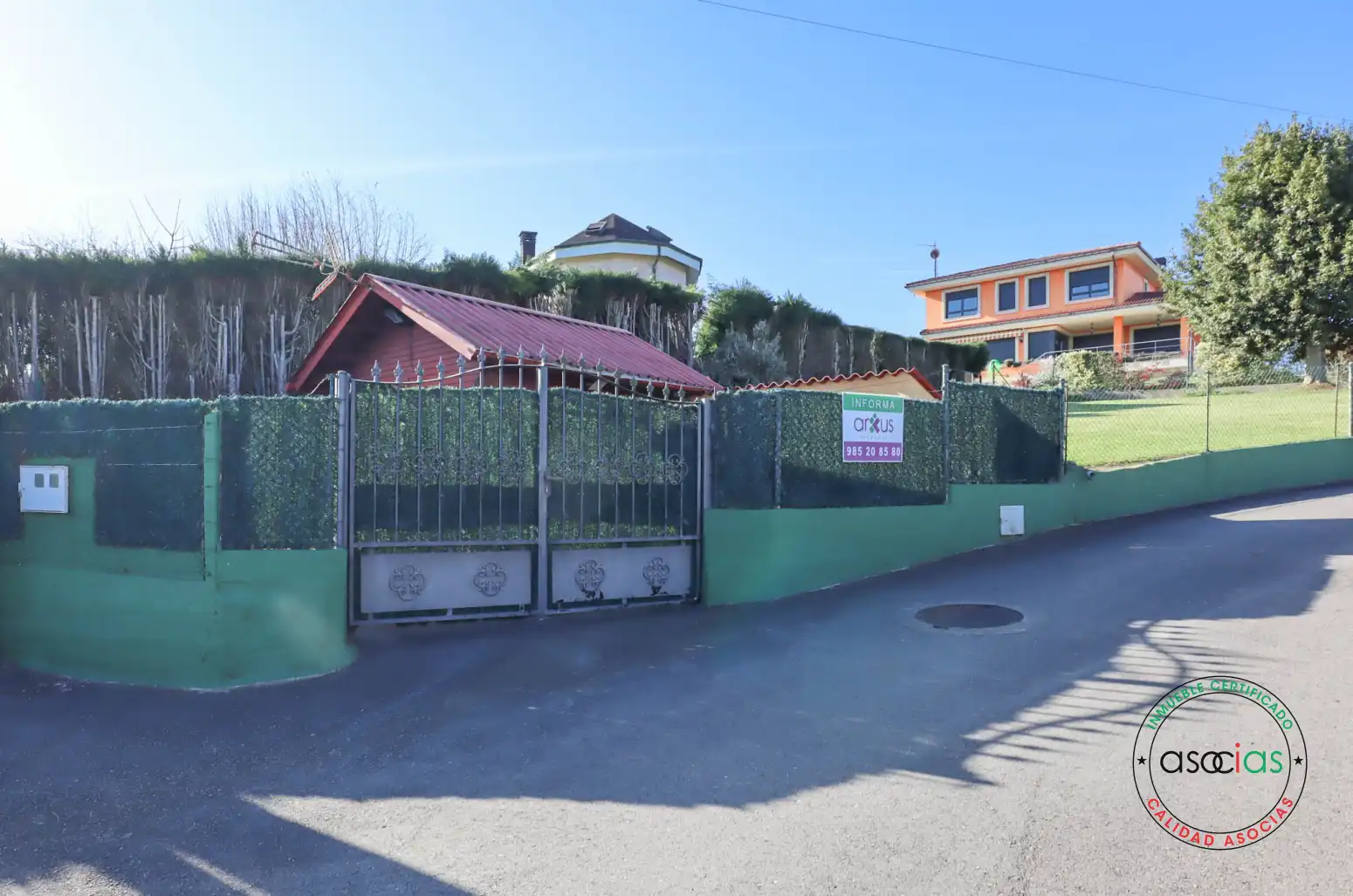 Vista exterior de Casa o chalet en venta en Oviedo  con Trastero