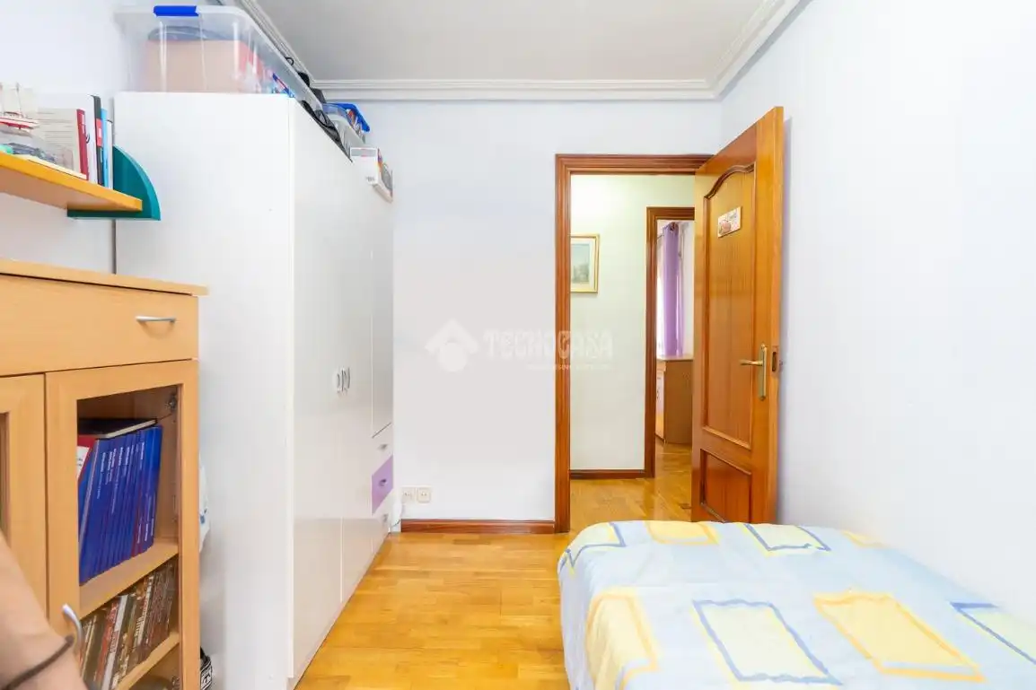 Dormitori de Pis en venda en Coslada amb Calefacció i Terrassa
