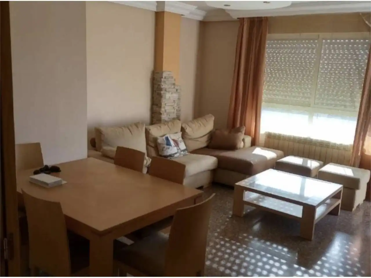 Sala d'estar de Pis en venda en Castellón de la Plana / Castelló de la Plana amb Calefacció, Traster i Balcó