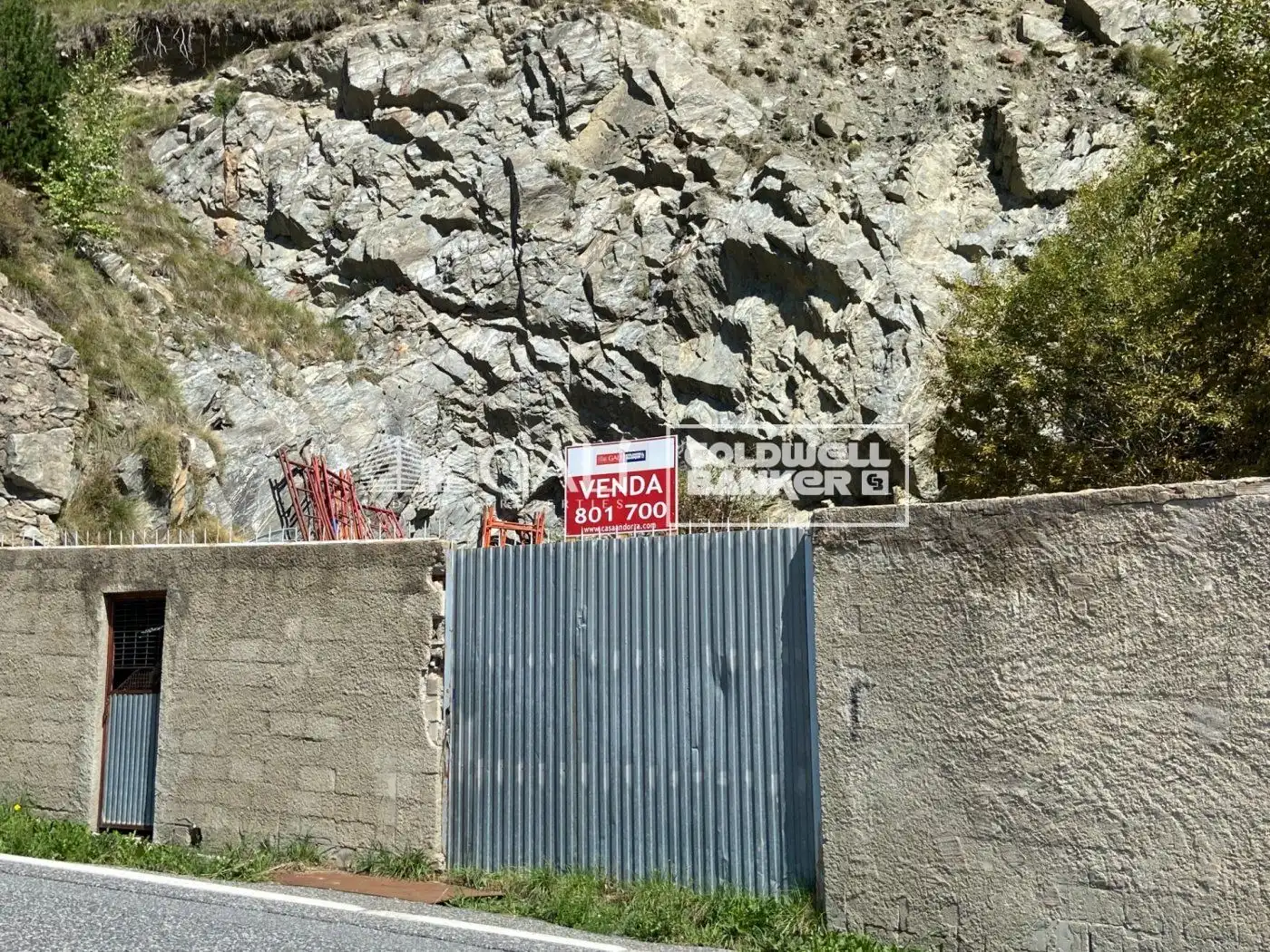 Terreni e lotti in vendita a Carretera Montaup, imagen 2