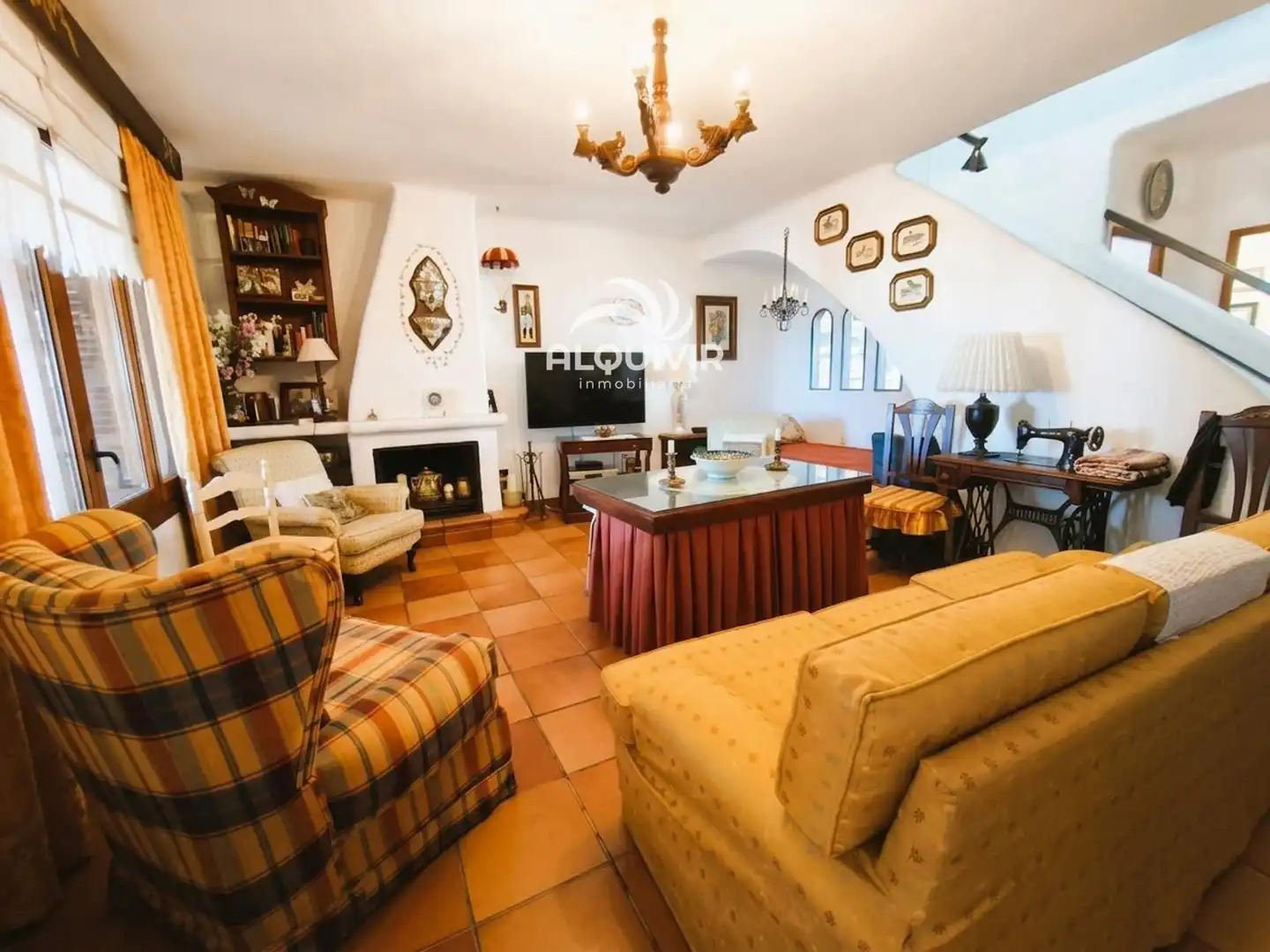 Sala d'estar de Casa adosada de lloguer en Almonte amb Jardí privat, Terrassa i Moblat