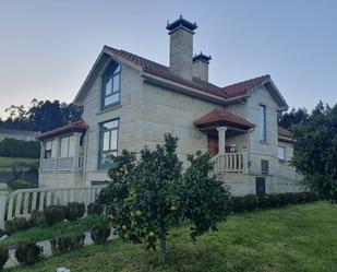 Exterior view of House or chalet for sale in Arzúa  with Private garden, Parquet flooring and Terrace