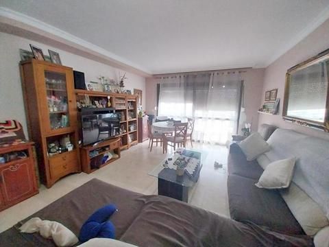 Sala d'estar de Pis en venda en Estepona amb Terrassa