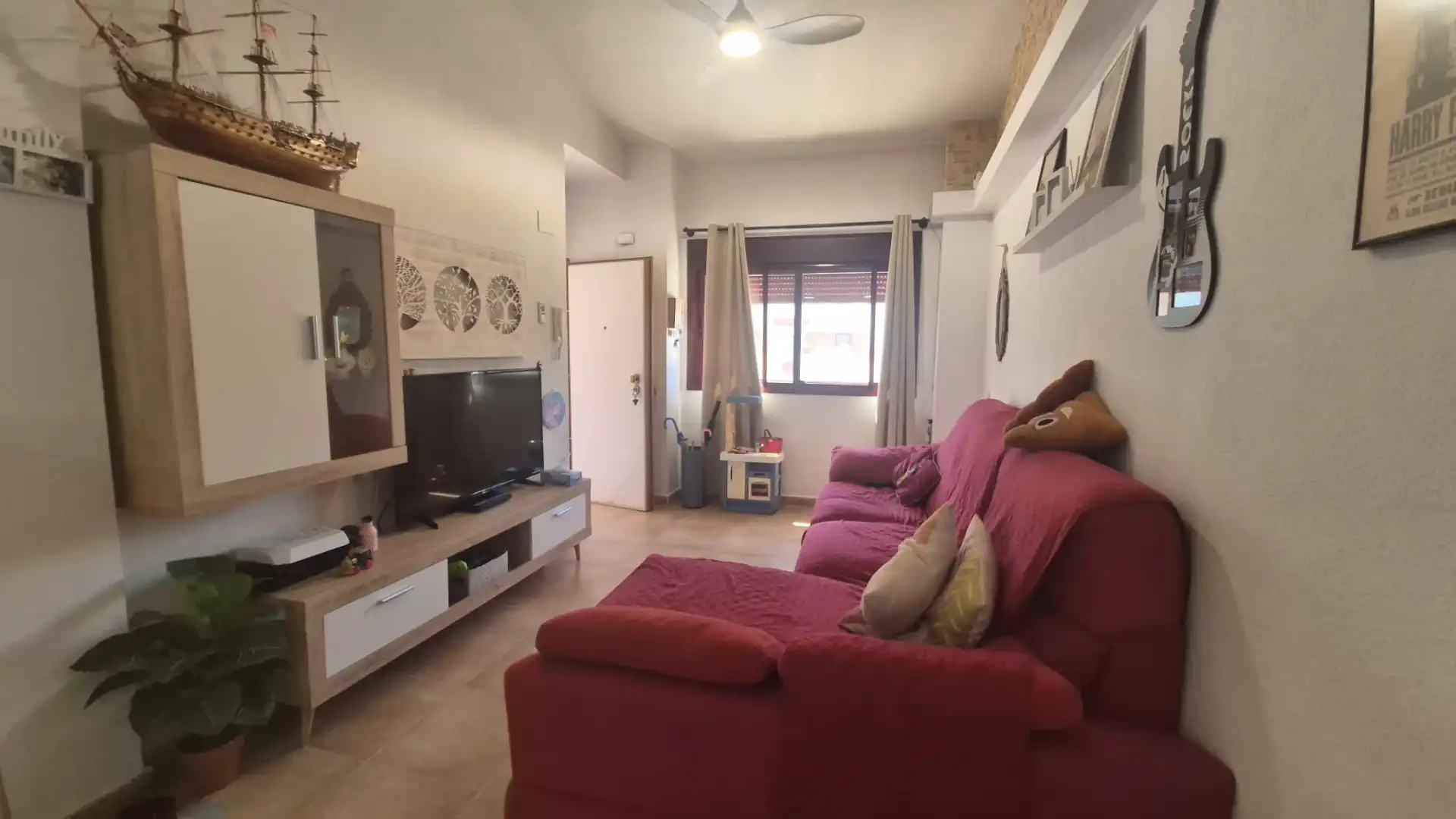 Sala d'estar de Casa adosada en venda en Murcia amb Aire condicionat, Jardí privat i Terrassa