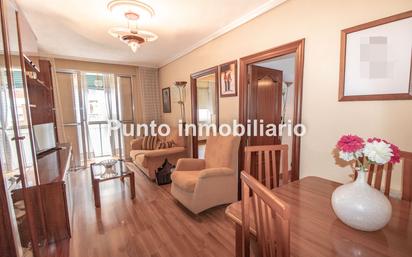 Living room of Flat for sale in Valladolid Capital  with Balcony