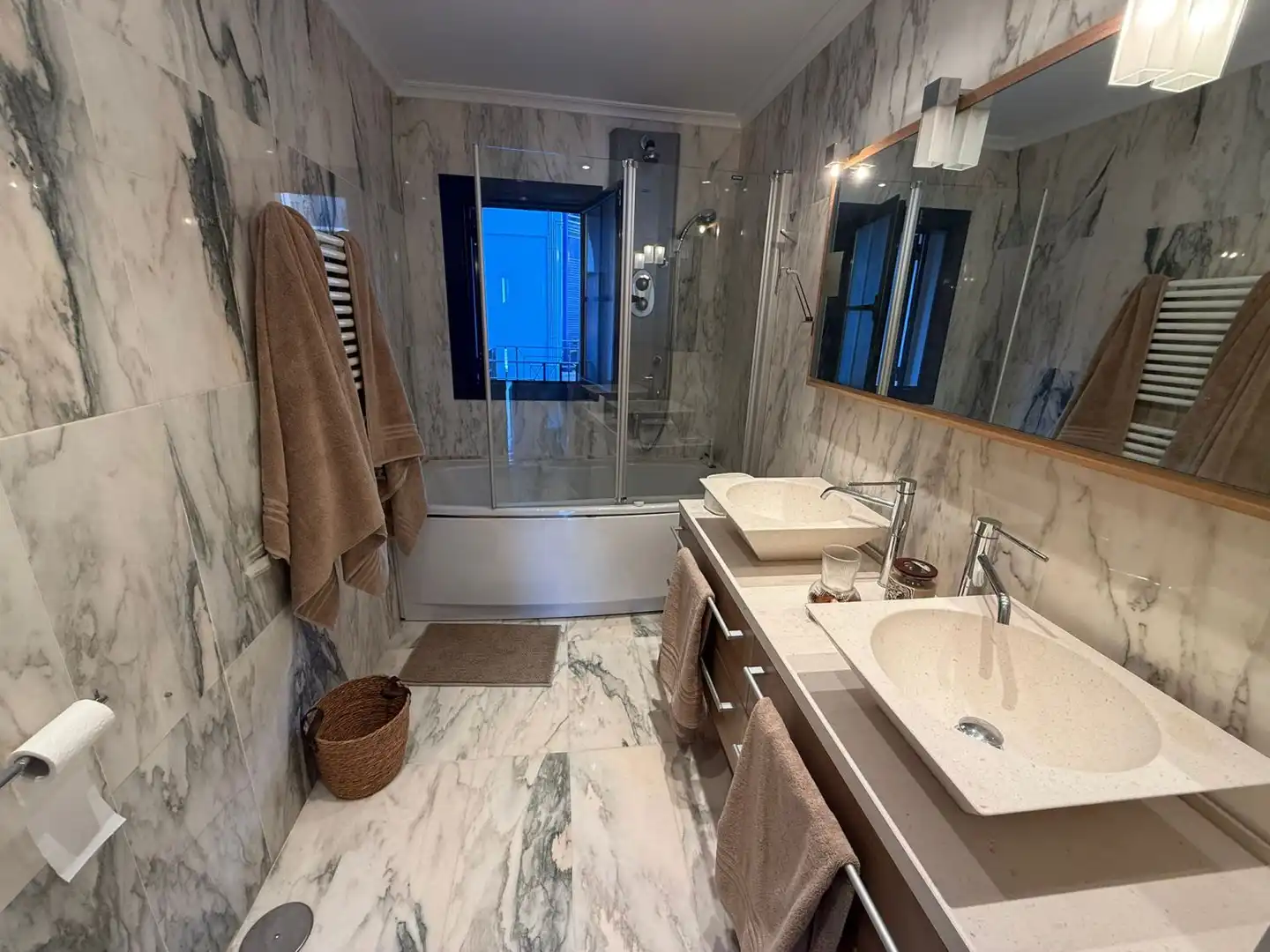Baño de Piso en venta en Noja con Calefacción, Terraza y Balcón