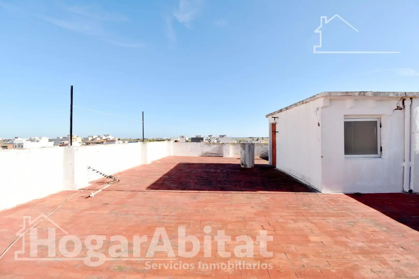 Vista exterior de Casa o xalet en venda en Xeraco amb Terrassa, Traster i Balcó