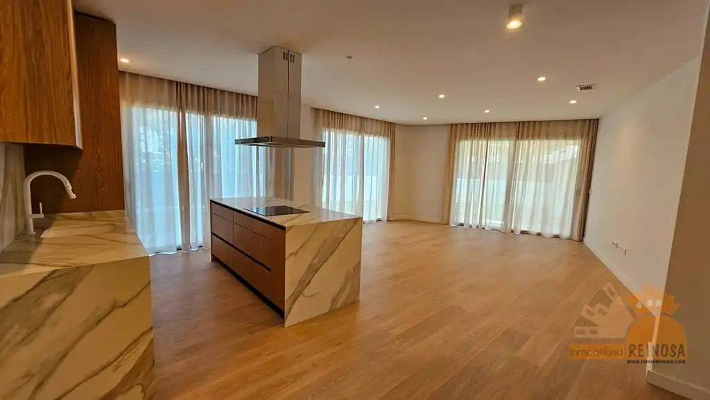 Sala de estar de Planta baja en venta en Molina de Segura con Aire acondicionado, Jardín privado y Parquet