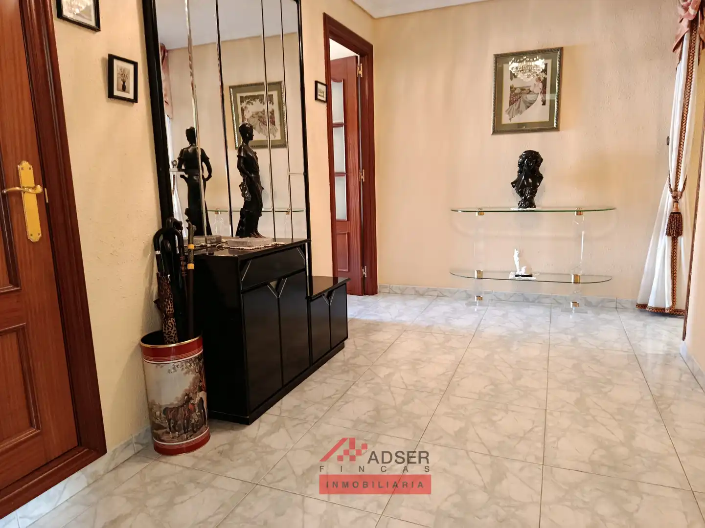 Piso en venta en Los Olivos