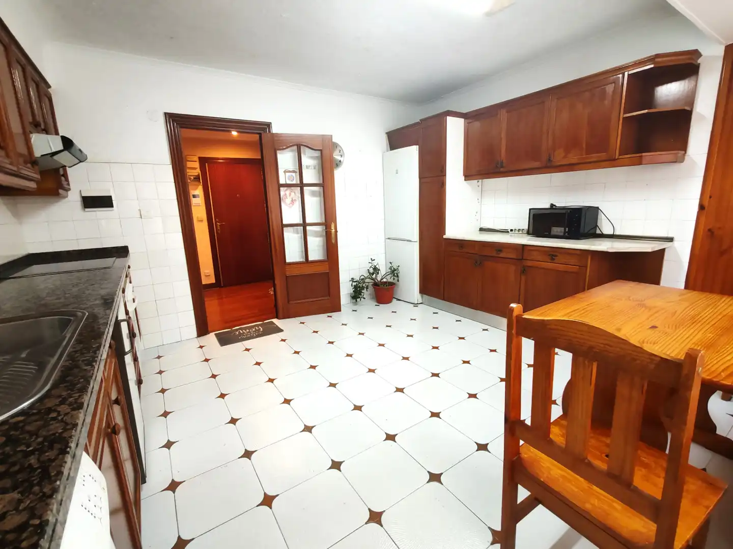 Cocina de Piso en venta en Bilbao  con Calefacción, Amueblado y Horno