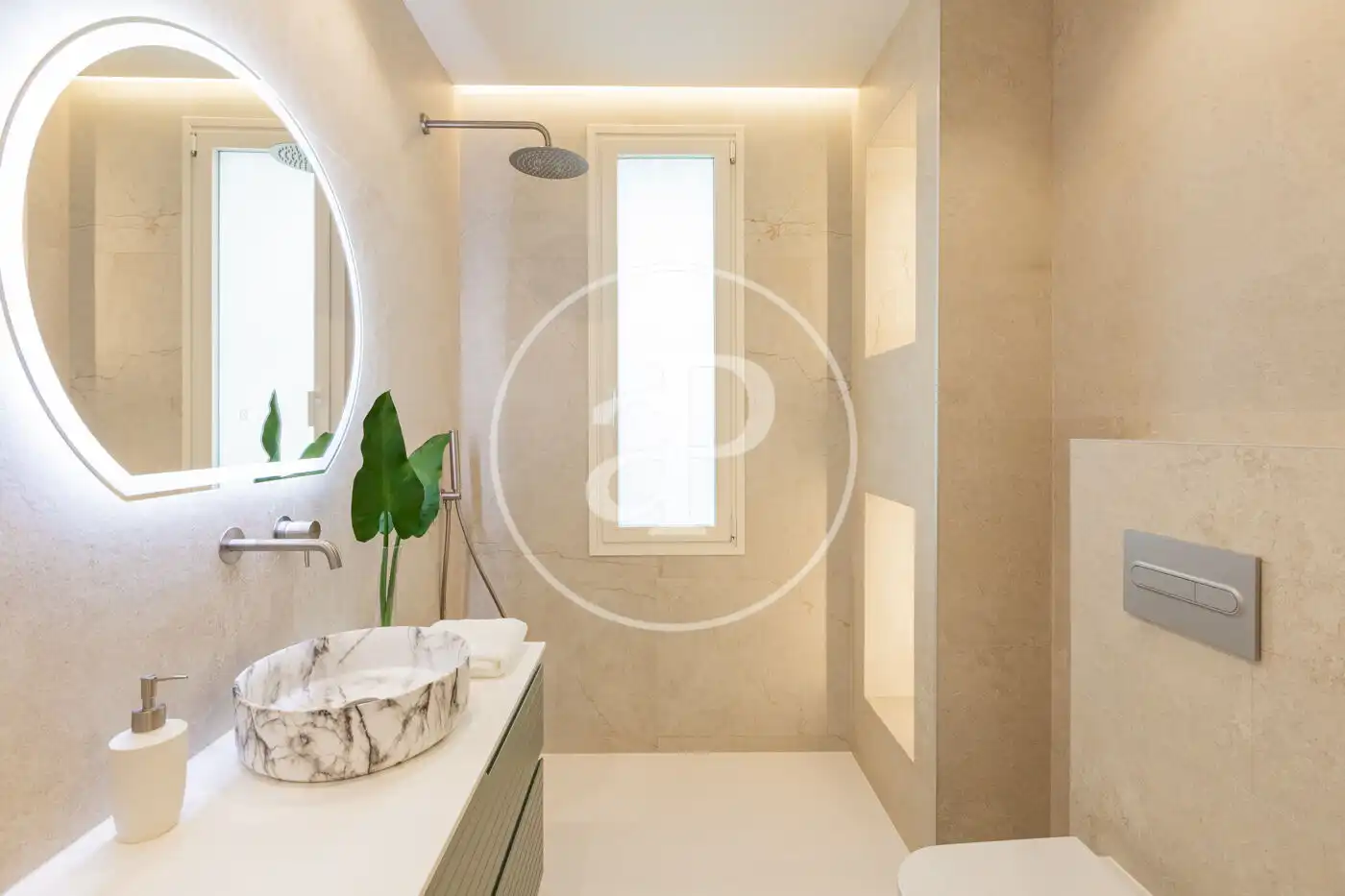 Baño de Piso en venta en Madrid con Aire acondicionado y Calefacción