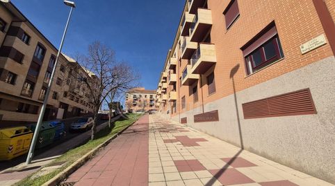 Photo 2 of Flat for sale in Calle Jesús Izcaray, Pizarrales, Salamanca Capital