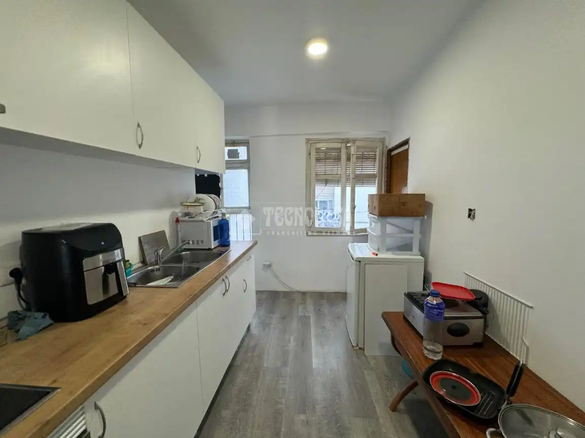 Cocina de Piso en venta en Madrid con Parquet
