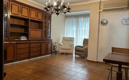 Living room of Flat for sale in  Valencia Capital  with Air Conditioner and Balcony