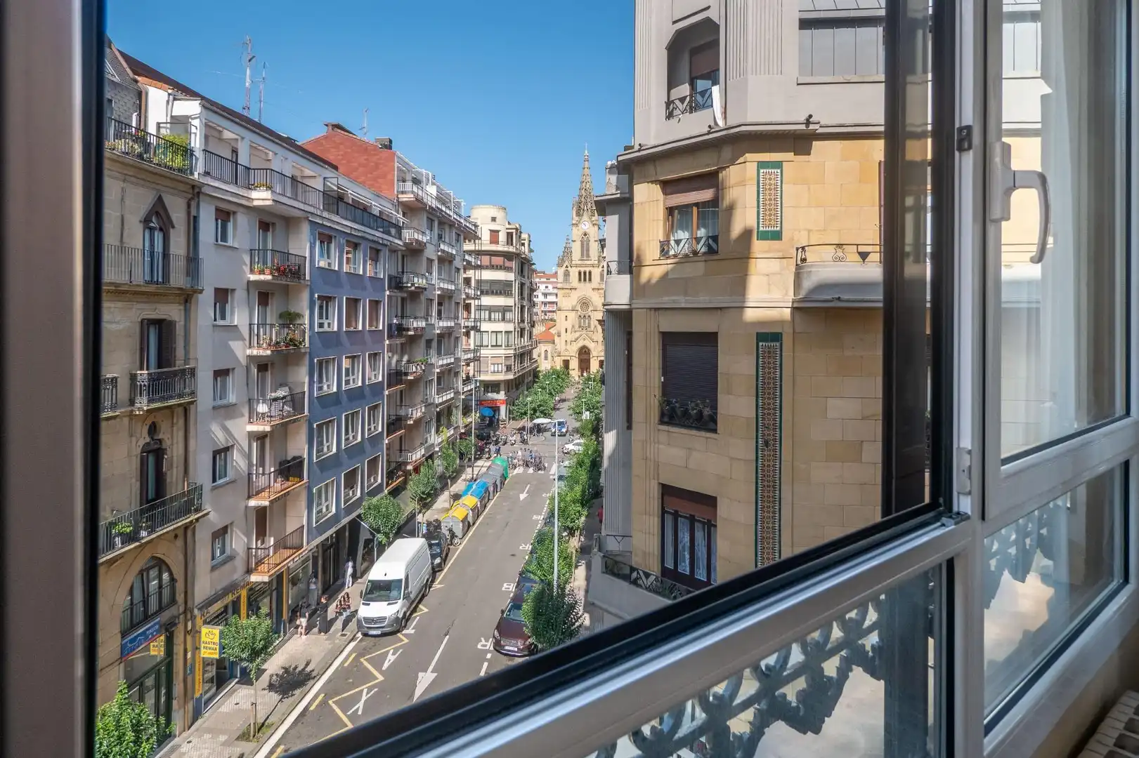 Vista exterior de Piso en venta en Donostia - San Sebastián  con Calefacción