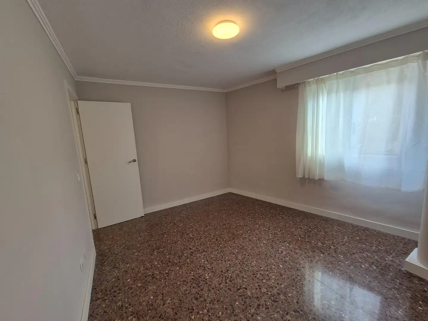 Habitación de Piso en venta en Paterna