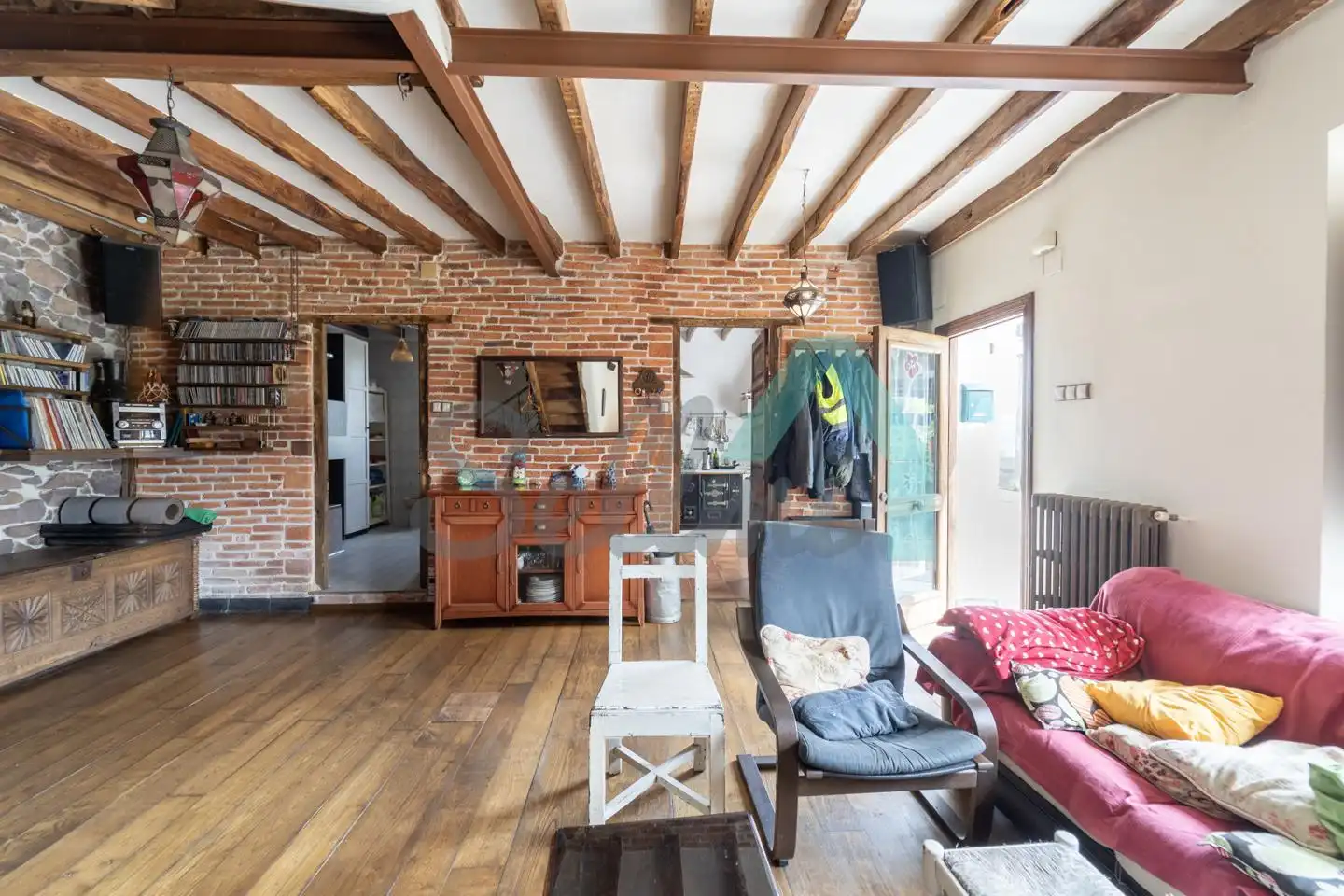 Wohnzimmer von Einfamilien-Reihenhaus zum Verkauf in Carreño mit Heizung, Privatgarten und Parkett
