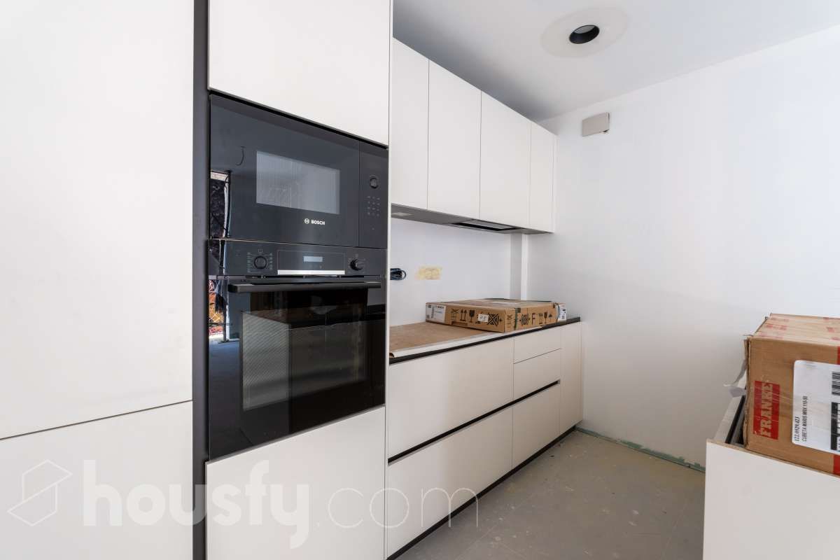 Kitchen of Flat for sale in Vilanova i la Geltrú  with Air Conditioner, Heating and Parquet flooring