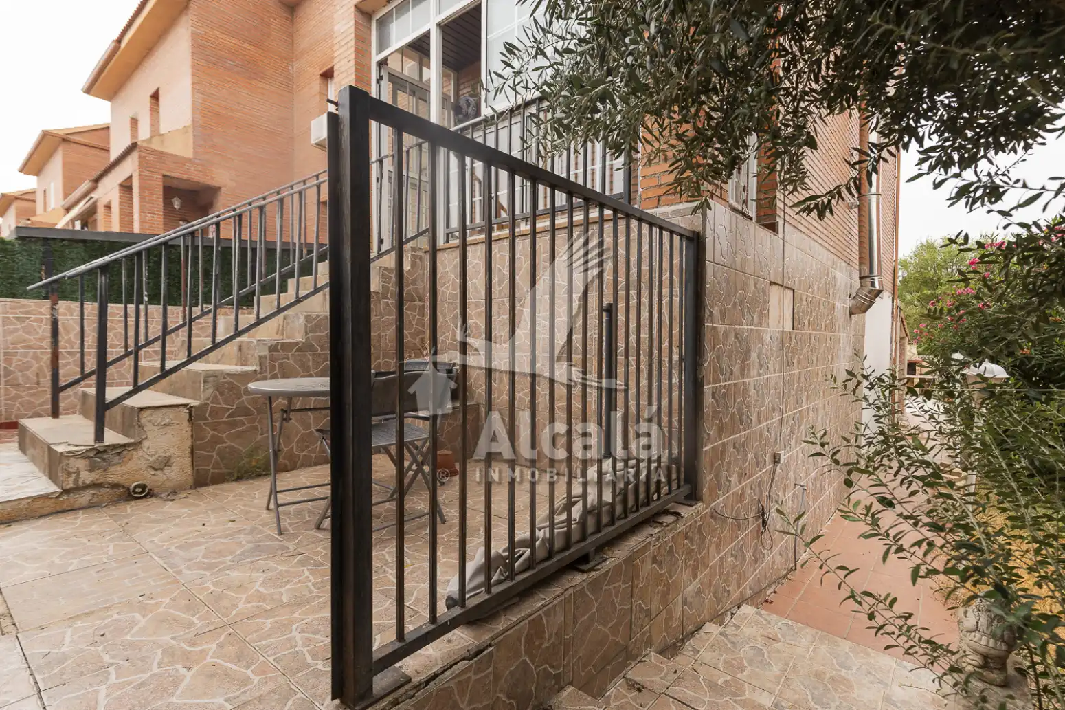 Casa amb terrassa en venda a Villanueva de la Torre, imagen 49