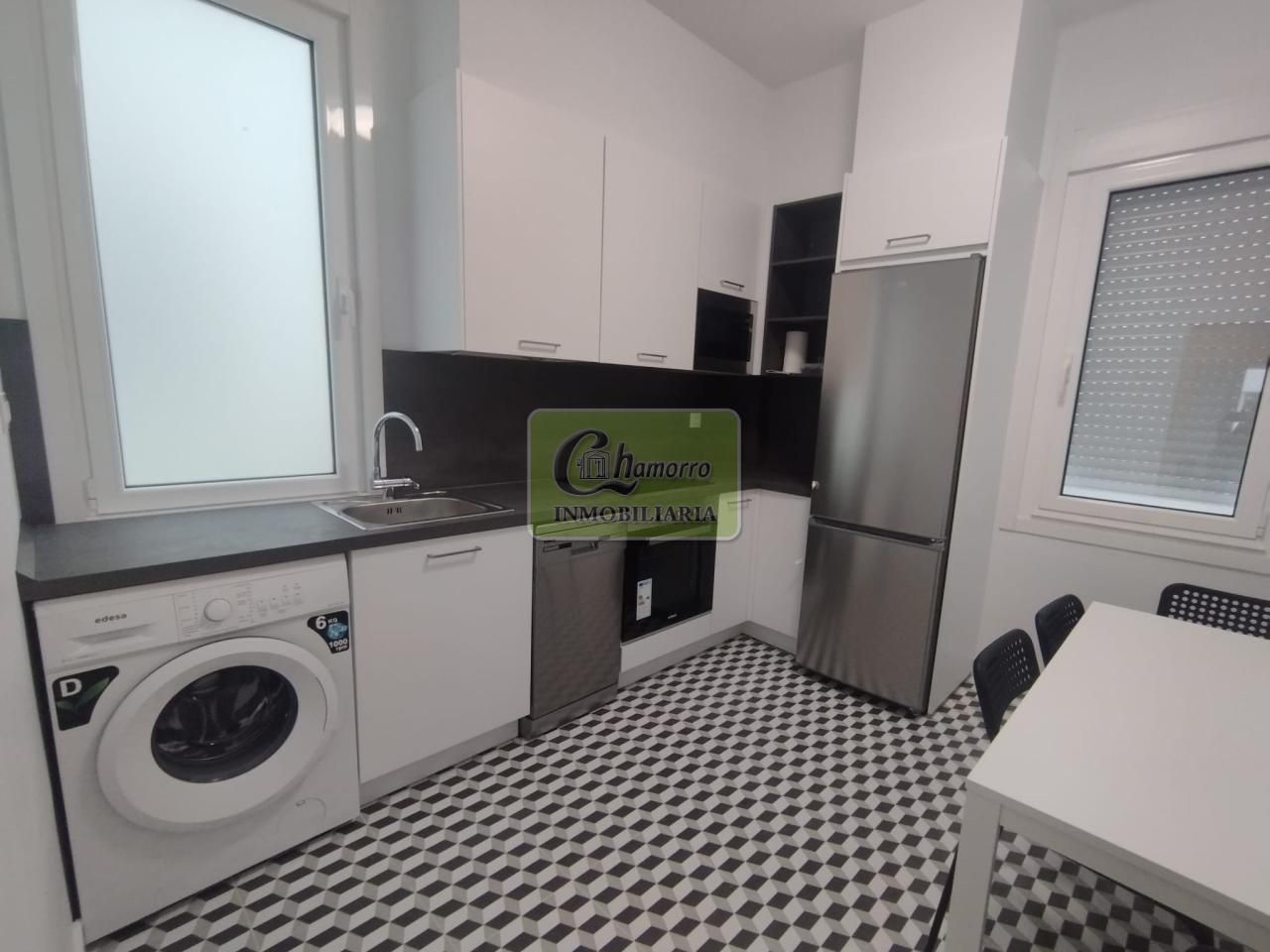 Kitchen of Flat to rent in Ferrol  with Heating and Furnished