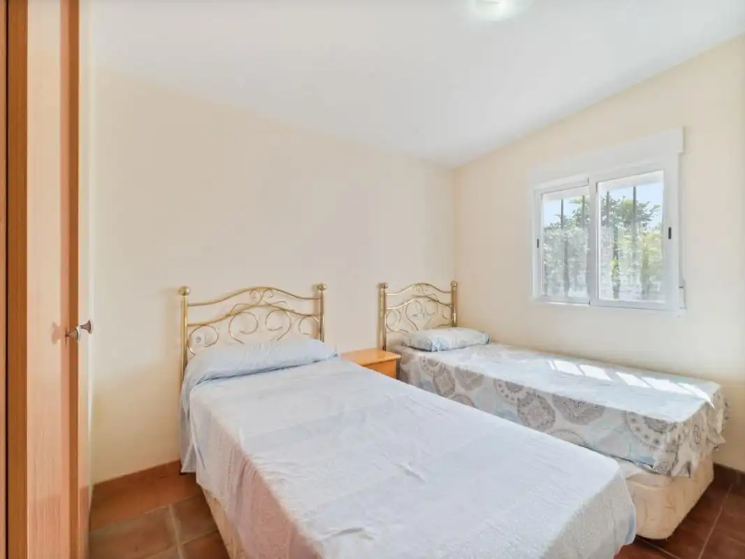Dormitori de Casa o xalet en venda en Almogía amb Aire condicionat, Calefacció i Jardí privat