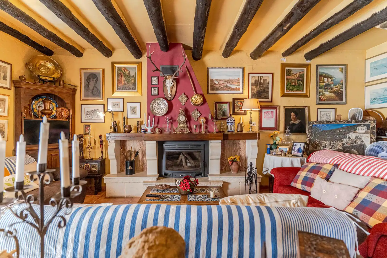 Living room of Houses for sale in Lanjarón  with Private garden, Storage room and Swimming Pool